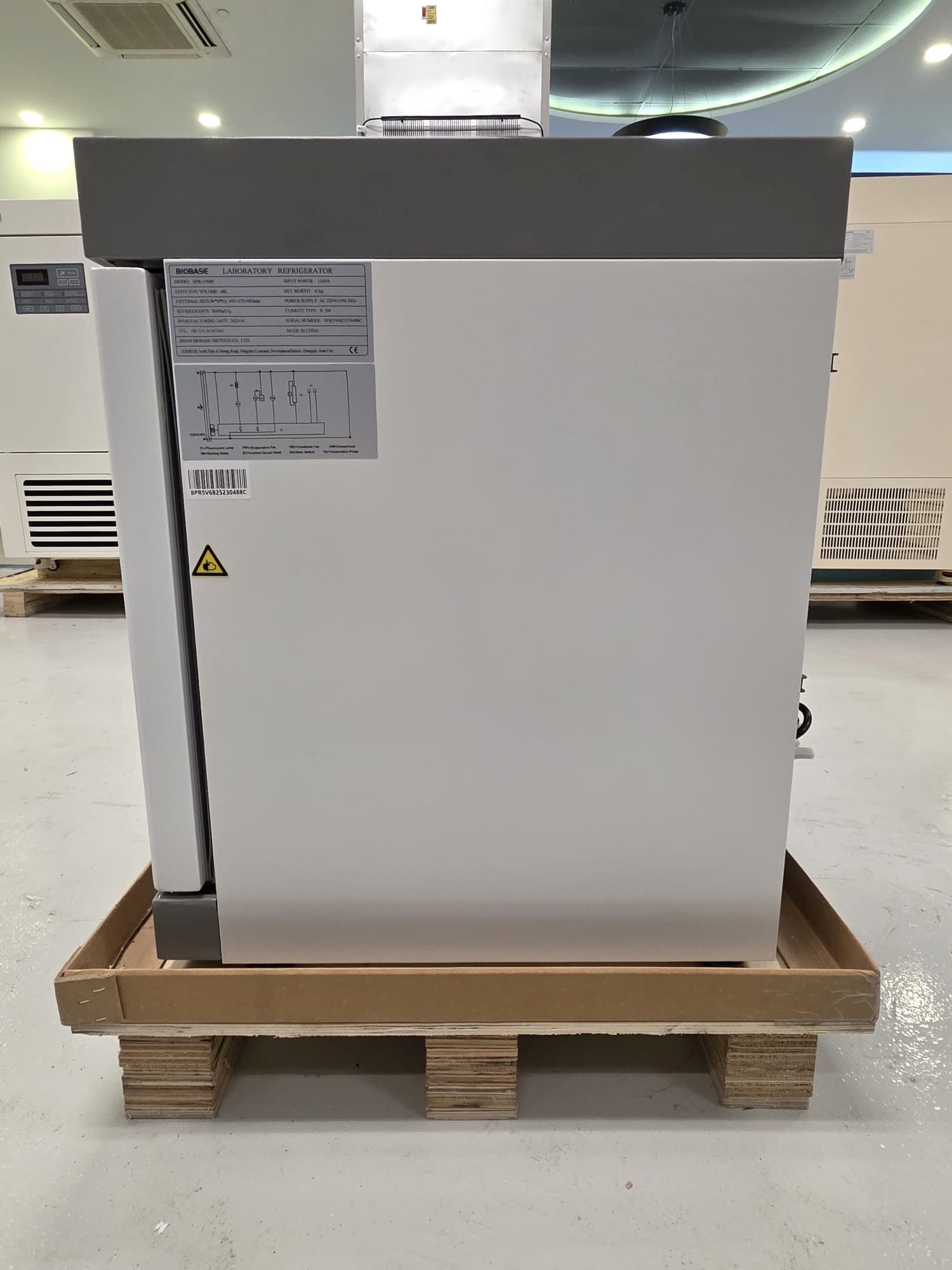 BIOBASE BPR-5V68 LAB REFRIGERATOR image 3