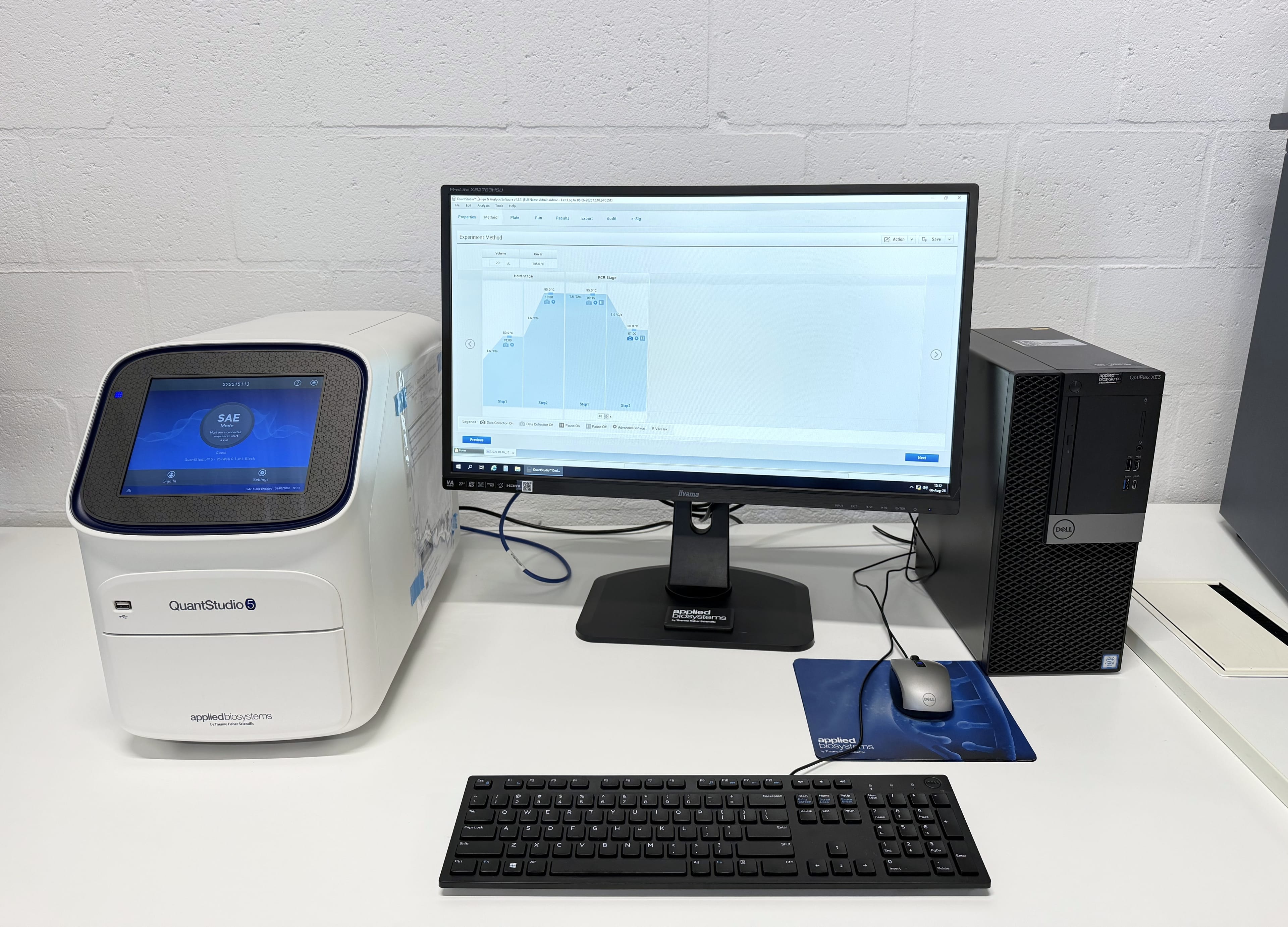 Thermo Fisher Scientific QuantStudio 5 RT-PCR image 3